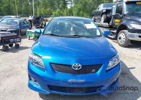 2010 Toyota Corolla S z USA, uszkodzony, nr VIN 2T1BU4EE5AC244095